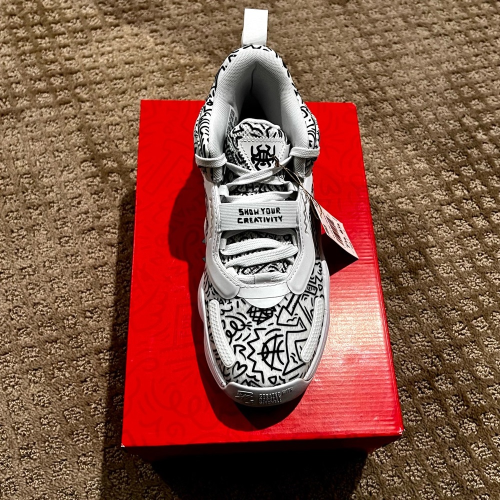 NIB RARE Adidas | D.O.N. Issue #3 basketball shoes - Picture 3 of 6